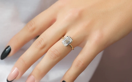 Vintage emerald cut engagement rings with modern appeal