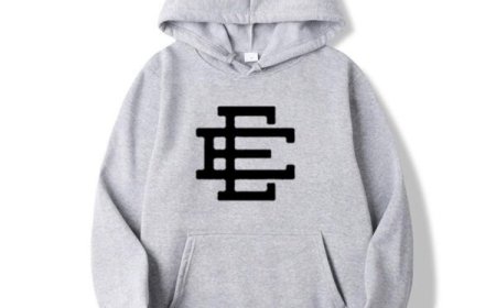 Chrome Hearts and Eric Emanuel Hoodies: A Deep Dive into Luxury Streetwear