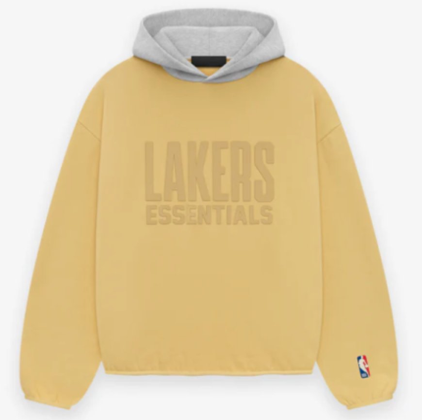 Fear of God Essentials Hoodie – Timeless Style Meets Soft Warmth