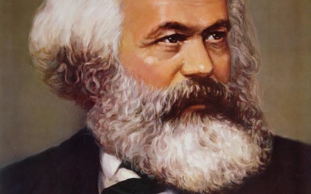 🔍 Understanding Karl Marx’s Class Struggle: Power, Inequality & Revolution