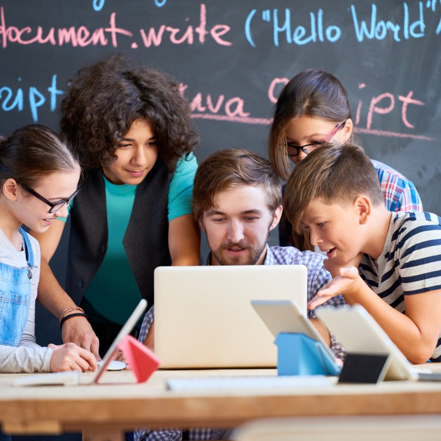 From Floor Plans to Final Touches: The Art of Interior Design Course