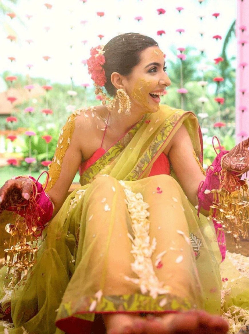 Explore Designer Mehndi Jewellery Sets | VAIDAAN